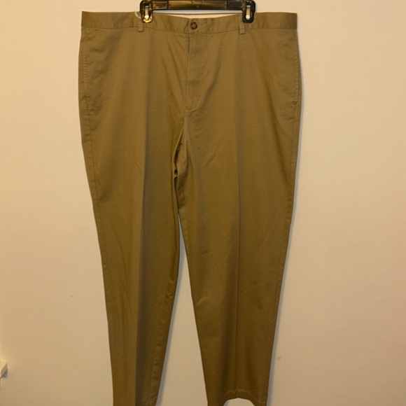 LL Bean Natural Fit 44 x 34 Pants - Picture 1 of 4